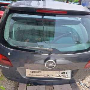 Opel Astra J Sports Tourer 2013 prtljažna vrata prtljažnika