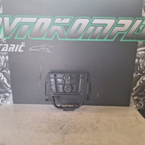 Opel Astra J Sports Tourer 2013 radio navigacija stikala 1336009550