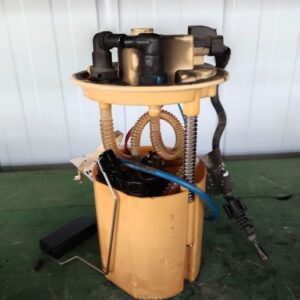 Opel Corsa D 1.3 CDTI črpalka za gorivo