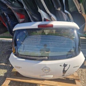 Opel Corsa D prtljažna vrata