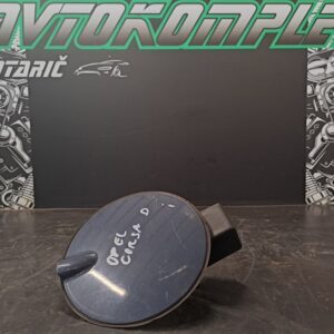 Opel Corsa D vratca za gorivo