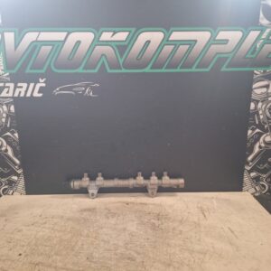 Opel Corsa E 1.3CDTI 55kw 2016 skupni vod goriva 55272136