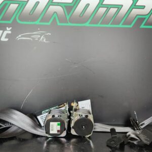 Opel Corsa E 2016 1.3 D varnostni pas spredaj levo desno