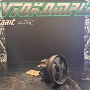 Opel Insignia 2.0 CDTI 2011 servo črpalka