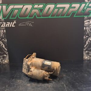 Opel Insignia A 2.0 CDTI zaganjač 55353857