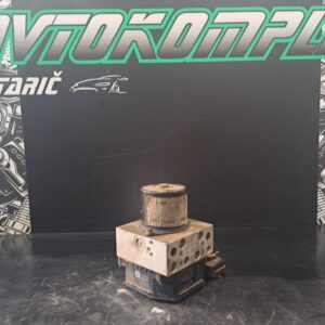 Opel Insignia A 2011 2.0CDTI ABS enota 13328651