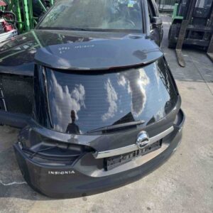 Opel Insignia A 2014 prtljažna vrata prtljažnika pokrov prtljage