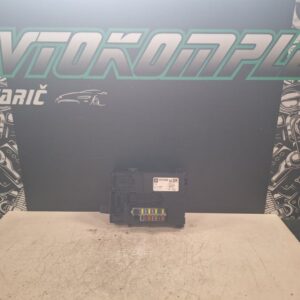 Opel Meriva B modul škatla varovalk 13410468