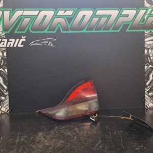 Opel Zafira C 2014 zadnja desna luč 13292359