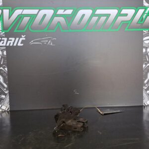 Opel Zafira C zaklep ključavnica prtljažnih vrat 13587646