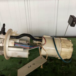 Peugeot 107 1.0 bencinska črpalka