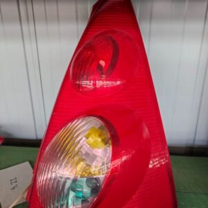 Peugeot 107 zadnja desna luč