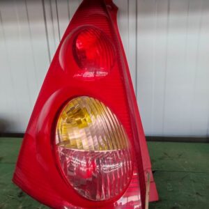 Peugeot 107 zadnja leva luč