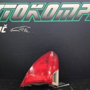 Peugeot 2008 2013 zadnja leva luč notranja 9678074480