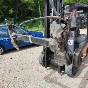 Peugeot 208 2012 zadnji most prema