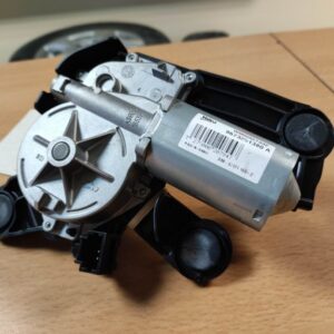 Peugeot 208 motorček za zadnji brisalec 9673251380a