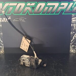 Peugeot 3008 2011 zaklep ključavnica vrat spredaj desno