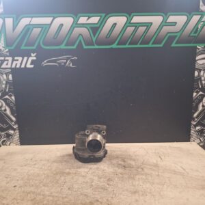 Peugeot 308 1.6 blue HDI 2015 dušilna loputa 9807238502