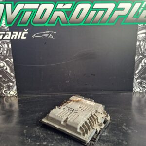 Peugeot 308 2016 1.6 HDI ECU motorni računalnik 9666681180