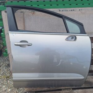 Peugeot 5008 2010 sprednja desna vrata