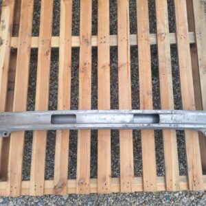 Peugeot 5008 2010 zadnja traverza nosilec odbijača 9686202680