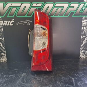 Peugeot Bipper 2011 zadnja desna luč
