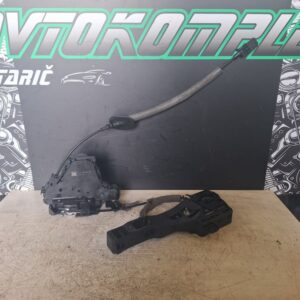 Renault Captur 2 2020 zaklep ključavnica vrat spredaj levo 805034935R