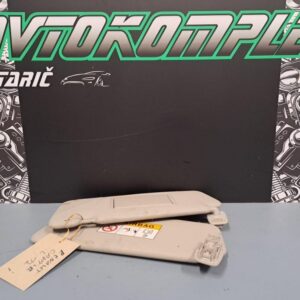 Renault Captur 2013 senčnik