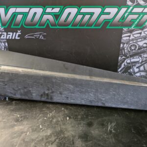 Renault Captur 2018 letev vrat spredaj desno 801863032r