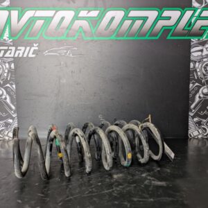 Renault Megane karavan 2020 zadnja vzmet