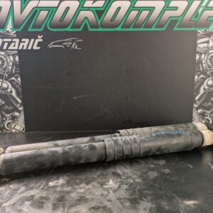 Renault Captur 2018 zadnji amortizer 562107338r