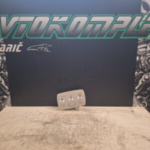 Renault Captur 2020 kabinska luč 264309166R