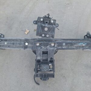 Renault Captur 2020 sprednja traverza