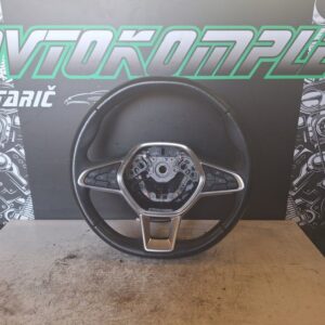 Renault Captur 2020 volanski obroč volan 484000642R