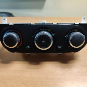 Renault Captur stikala ventilacije 272704701r