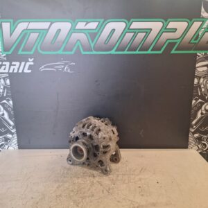 Renault Clio 3 1.2 TCe 2007 alternator 2543509C