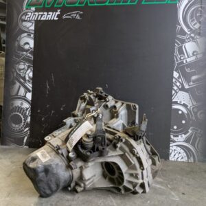 Renault Clio 4 1.2 54 kW menjalnik 2015