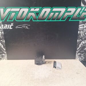 Renault Clio 4 2012 zaklep ključavnica volana 8200604932