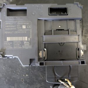 Renault Clio 4 čitalec kartice zaklep ključavnica 285901391r