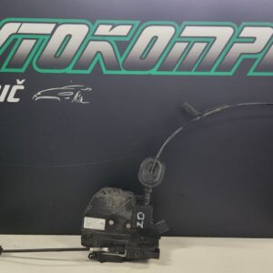 Renault Clio 4 - Zaklep ključavnica vrat zadaj desno 825000767R