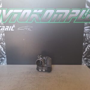 Renault Koleos 2.0 DCI M9R 2008 dušilna loputa 8200330810E