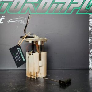 Renault Megane 2009 1.5 DCI K9K J8 81kW črpalka goriva 172020033R