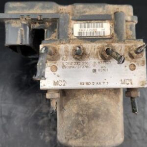 Renault Trafic 2.0DCI 2010 ABS enota črpalka 0265232356