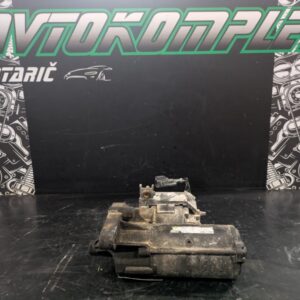 Renault Trafic 2.5 DCI 2009 107 kW zaganjač