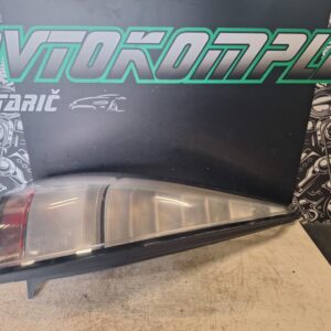 Saab 93 karavan 2006 zadnja leva luč 12777321