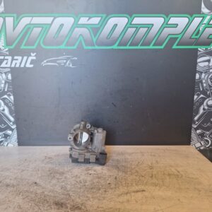 Seat Arona 1.0TSI 85kw 2018 dušilna loputa 04C133062C