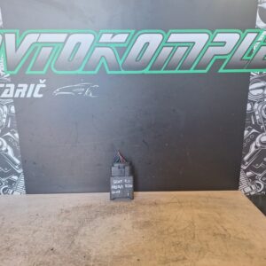 Seat Arona 1.0TSI 85kw 2018 računalnik črpalke za gorivo 5Q0906093A