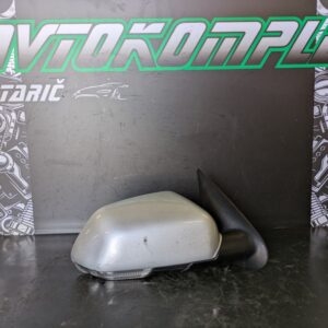 Škoda Octavia 2007 desno ogledalo