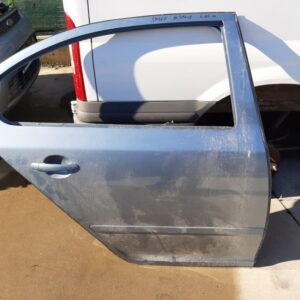 Škoda Octavia 2010 zadnja desna vrata