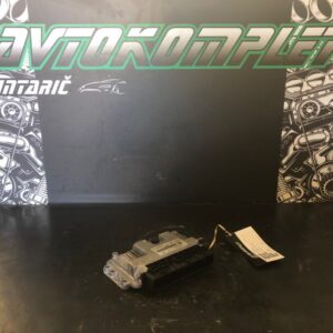 Smart FourFour 2014 W453 1.0 motorni računalnik ECU 237106148R